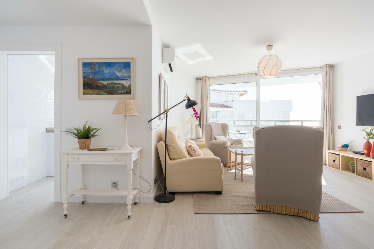 Tgh/ Marbella Beachfront And Center Exterior photo
